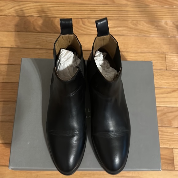 Everlane Chelsea boot made in Italian black leather sold out - Picture 6 of 12
